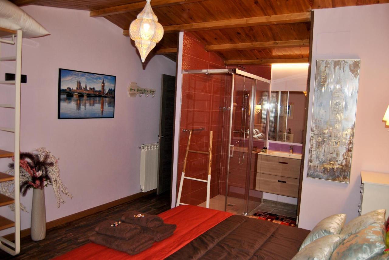 Complejo Casas Rurales Mansiones Y Villas Deluxe Collado Mediano Exterior foto